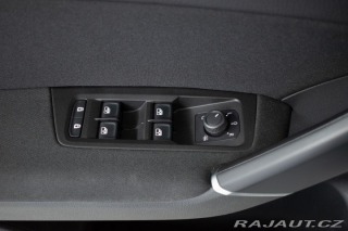 Volkswagen Touran 2.0TDI TAŽNÉ*WEBASTO*DPH* 2023