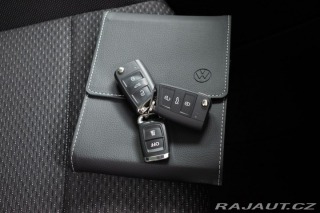 Volkswagen Touran 2.0TDI TAŽNÉ*WEBASTO*DPH* 2023