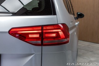 Volkswagen Touran 2.0TDI TAŽNÉ*WEBASTO*DPH* 2023