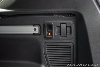 Volkswagen Touran 2.0TDI TAŽNÉ*WEBASTO*DPH* 2023