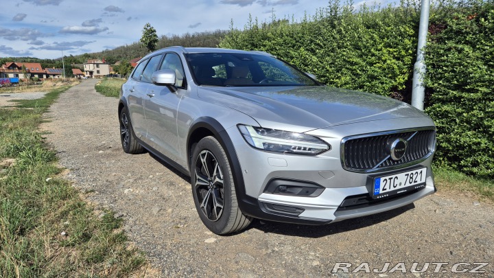 Volvo V90 B5 AT, AWD, Cross country 2022