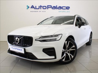 Volvo V60 2,0 B4 PLUS Dark 8880km!