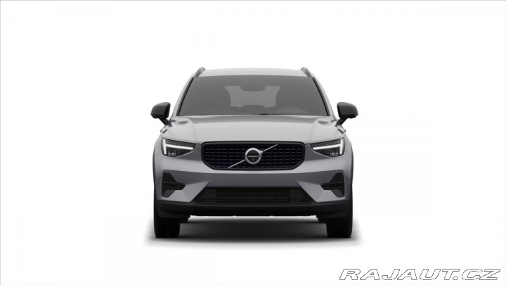 Volvo XC40 2,0 B3 Mild Hybrid  Plus 2026