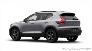 Volvo XC40 2,0 B3 Mild Hybrid  Plus 2026