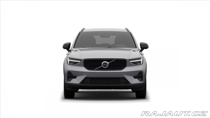 Volvo XC40 2,0 B3 Mild Hybrid Plus 2026