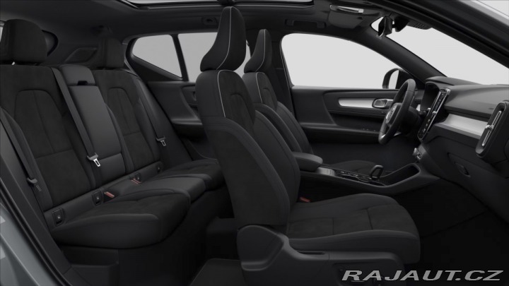 Volvo XC40 2,0 B4 Mild Hybrid  Plus 2026