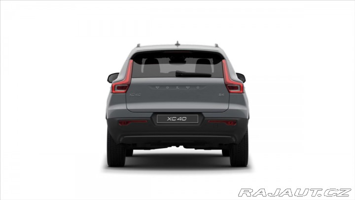 Volvo XC40 2,0 B4 Mild Hybrid  Plus 2026