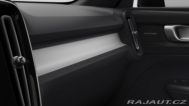 Volvo XC40 2,0 B4 Mild Hybrid  Plus 2026