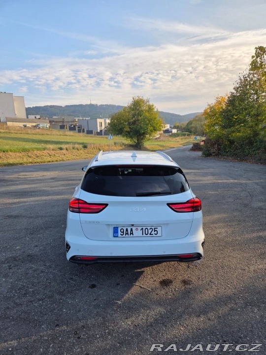Kia Ceed 1,5 T-GDi 118kW, Záruka 2021