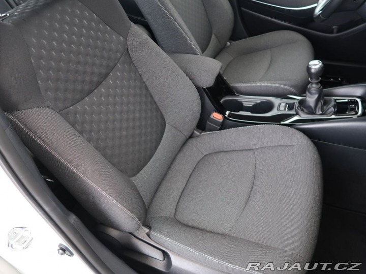 Toyota Corolla 1.5VVT-i,92kW,Manuál,CZ,1 2024