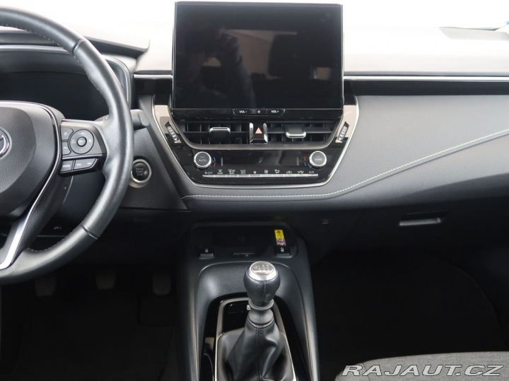 Toyota Corolla 1.5VVT-i,92kW,Manuál,CZ,1 2024