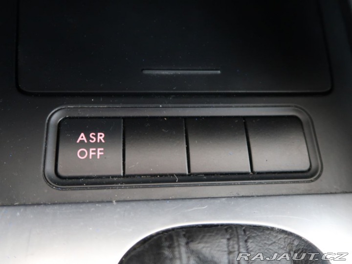 Volkswagen Golf 2.0,TDI,103KW,Automat 2008