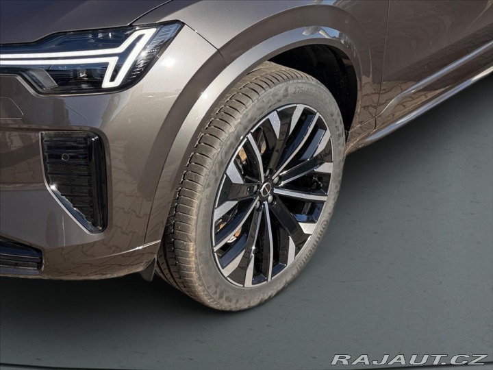 Volvo XC90 2,0 B5 AWD Plus Dark 6135 2026