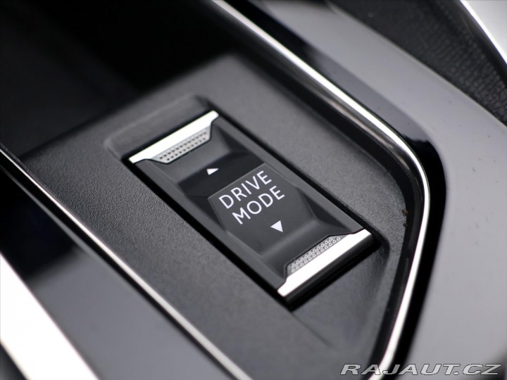 Peugeot 3008 1,5 HDI 96kW GT Aut. CZ 2023