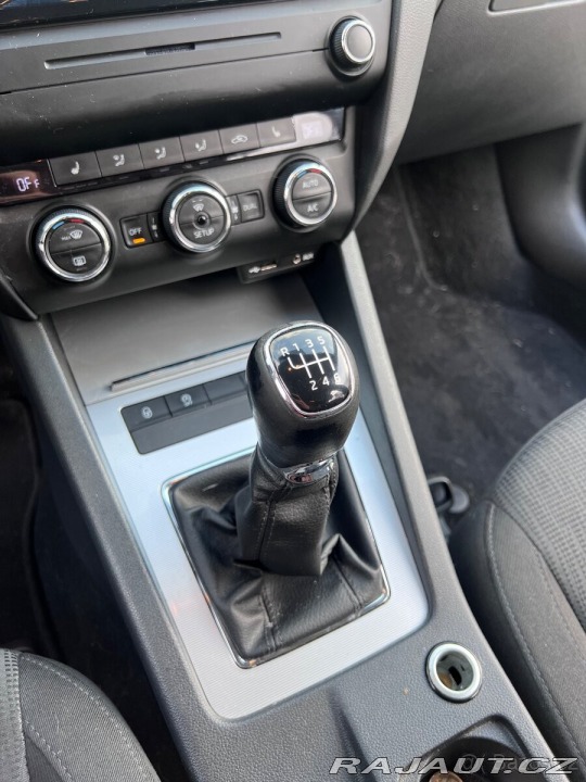Škoda Octavia 1,2 3 TSI 77 kW 2014 2014