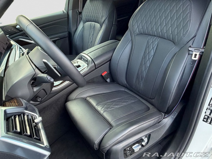 BMW X5 xDrive40i 2025