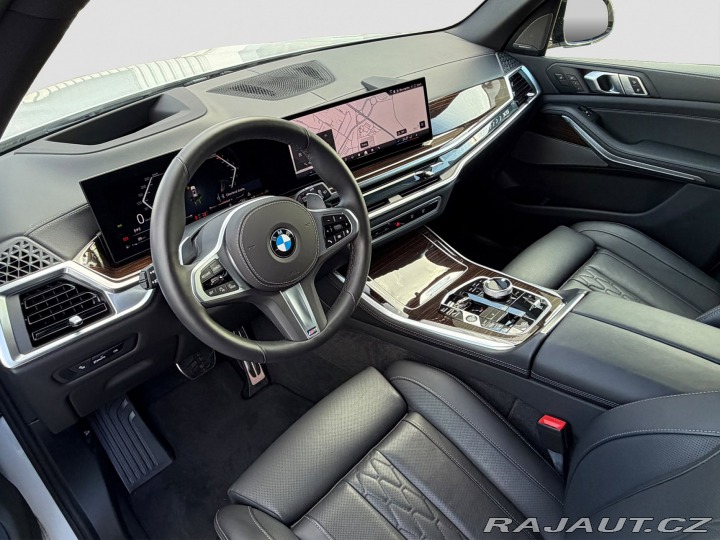 BMW X5 xDrive40i 2025