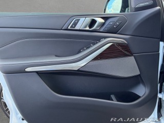 BMW X5 xDrive40i 2025