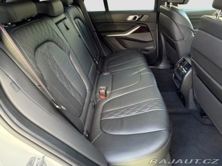 BMW X5 xDrive40i 2025