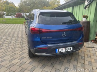 Mercedes-Benz EQA 250+ ČR 1.MAJITEL 2024