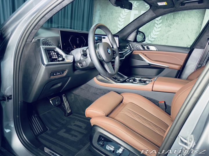 BMW X7 40xd*CAR*TAŽ*NEZ.TOP*NAT. 2026