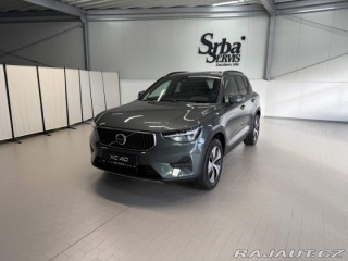 Volvo XC40 B3 2.0L 163 HP AT7 FWD CO 2026