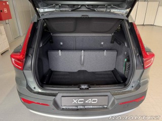 Volvo XC40 B3 2.0L 163 HP AT7 FWD CO 2026