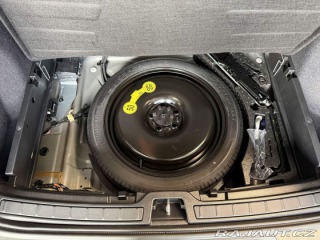 Volvo XC40 B3 2.0L 163 HP AT7 FWD CO 2026