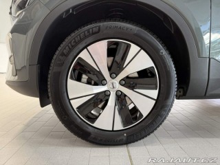 Volvo XC40 B3 2.0L 163 HP AT7 FWD CO 2026