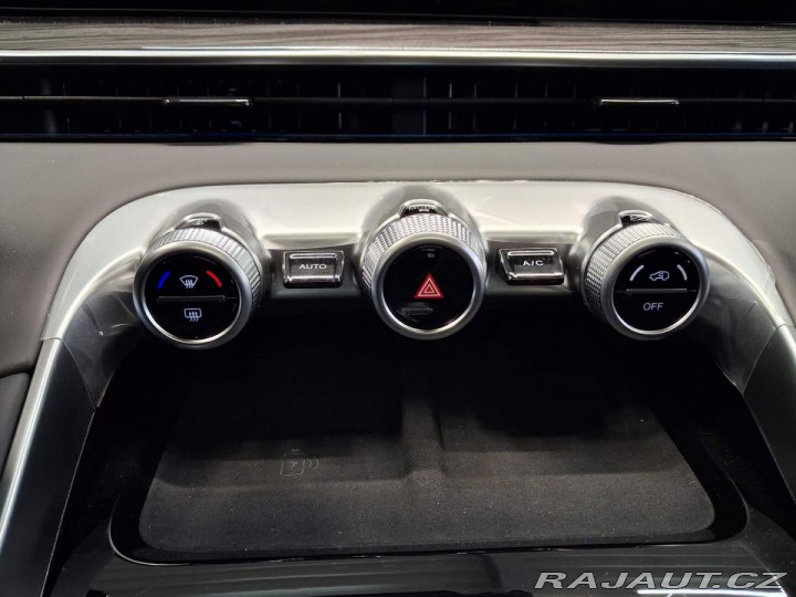 Omoda 9 Premium 1.5TGDI PHEV AWD 2026