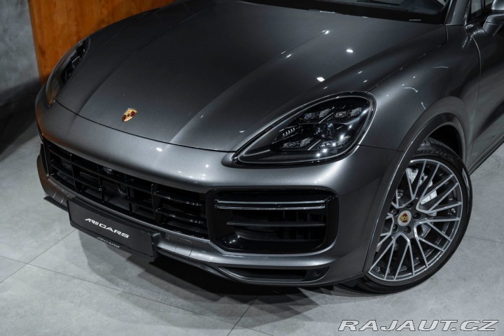 Porsche Cayenne Turbo 2019