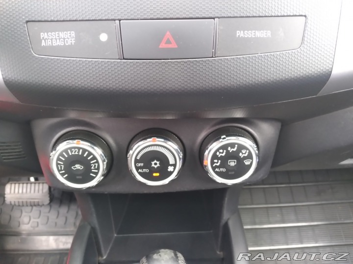 Mitsubishi Outlander 2.2 DI-D AWD AT 7 MÍST 2010