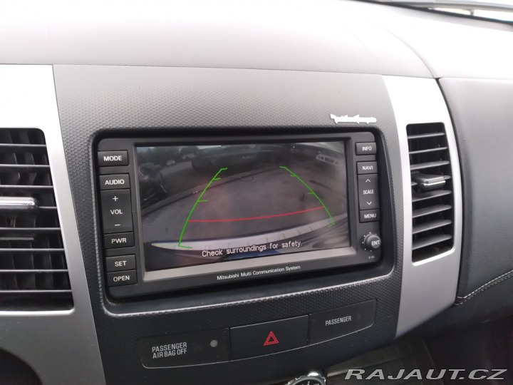 Mitsubishi Outlander 2.2 DI-D AWD AT 7 MÍST 2010