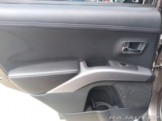 Mitsubishi Outlander 2.2 DI-D AWD AT 7 MÍST 2010