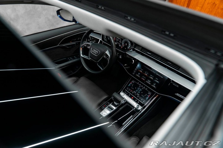 Audi A8 55 TFSI quattro 2018