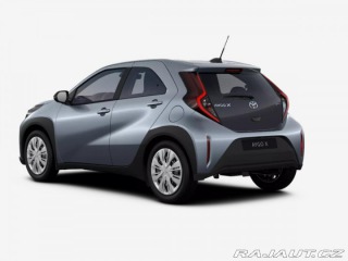 Toyota Aygo 1.5HEV Active 1800