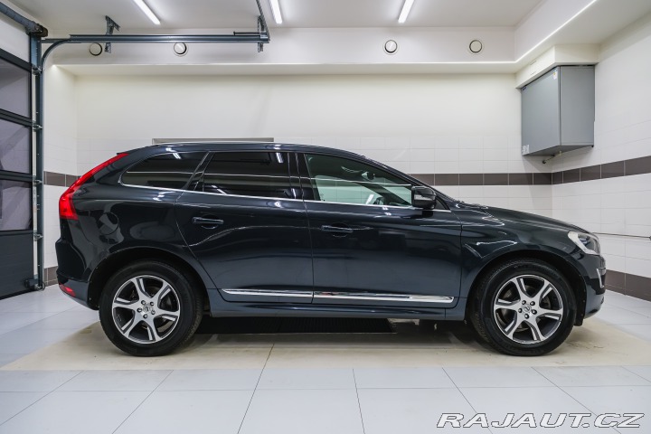 Volvo XC60 D4 140kW INSCRIPTION 2017