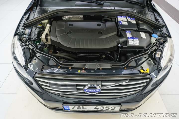 Volvo XC60 D4 140kW INSCRIPTION 2017