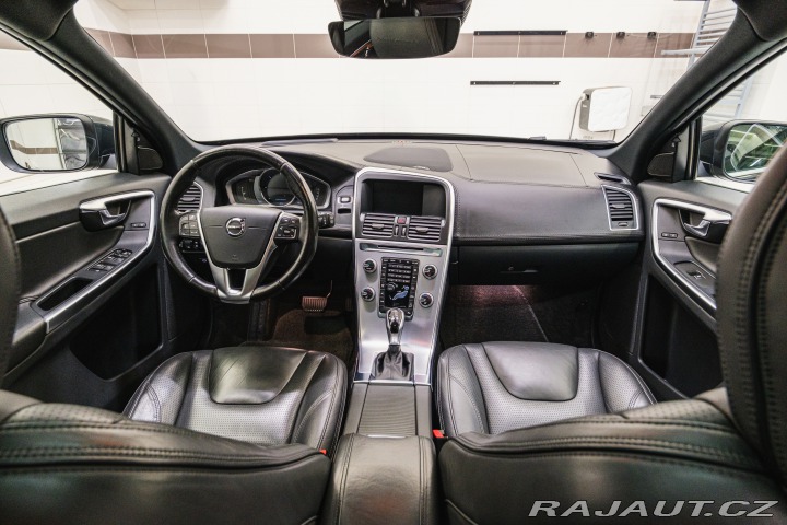 Volvo XC60 D4 140kW INSCRIPTION 2017