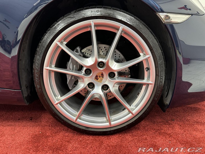 Porsche 911 Carrera CAMERA*XENON*PANO 2013
