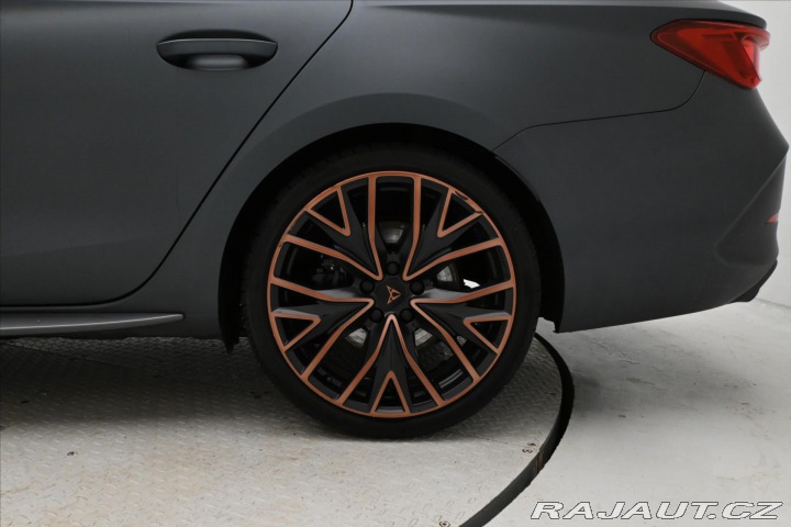 Cupra Leon 2,0 TSI ST 180 kW DSG Zár 2023