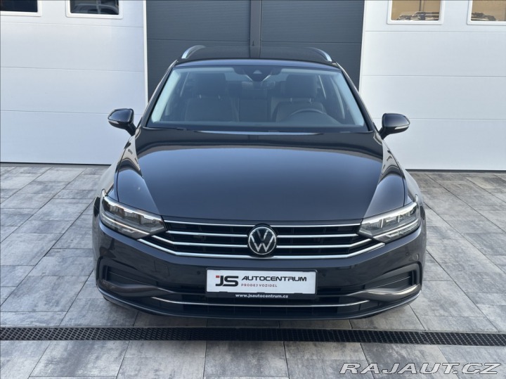 Volkswagen Passat 1,5 TSI 150PS  Business D 2022