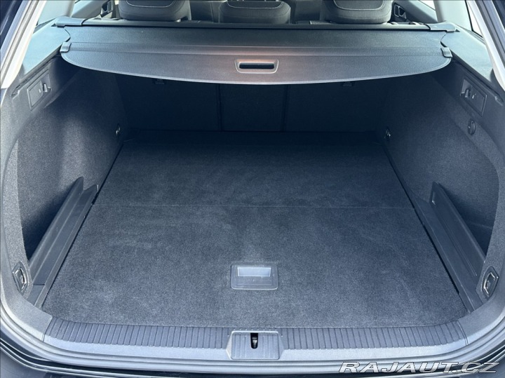 Volkswagen Passat 1,5 TSI 150PS  Business D 2022