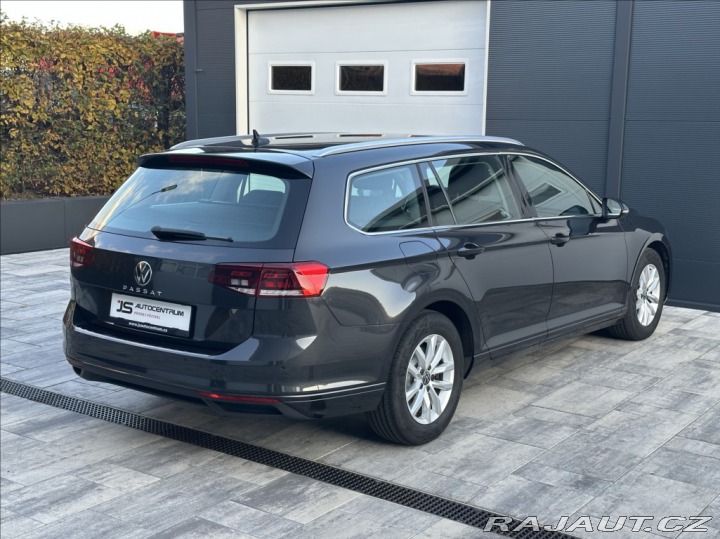 Volkswagen Passat 1,5 TSI 150PS  Business D 2022