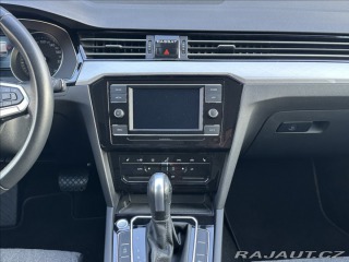 Volkswagen Passat 1,5 TSI 150PS  Business D 2022