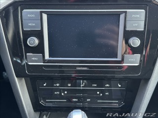 Volkswagen Passat 1,5 TSI 150PS  Business D 2022