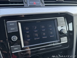 Volkswagen Passat 1,5 TSI 150PS  Business D 2022