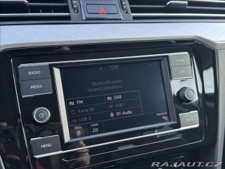 Volkswagen Passat 1,5 TSI 150PS  Business D 2022
