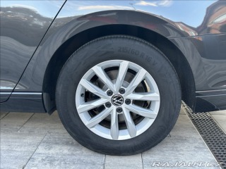 Volkswagen Passat 1,5 TSI 150PS  Business D 2022