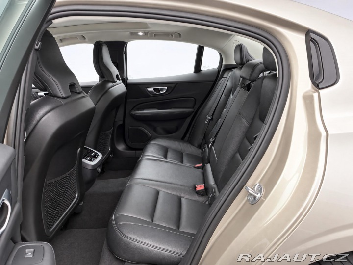 Volvo S60 2,0 B5 184kW Ultimate Dar 2023